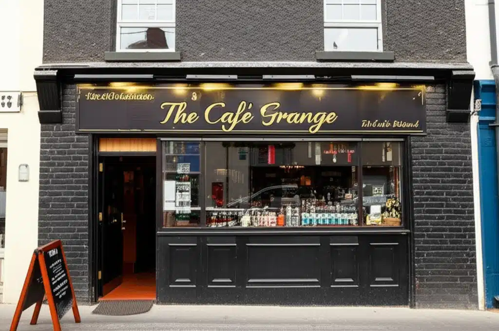 The Cafe Grange 1 An Caifé Grange: Spás Cóisialta le Bia & Deochanna