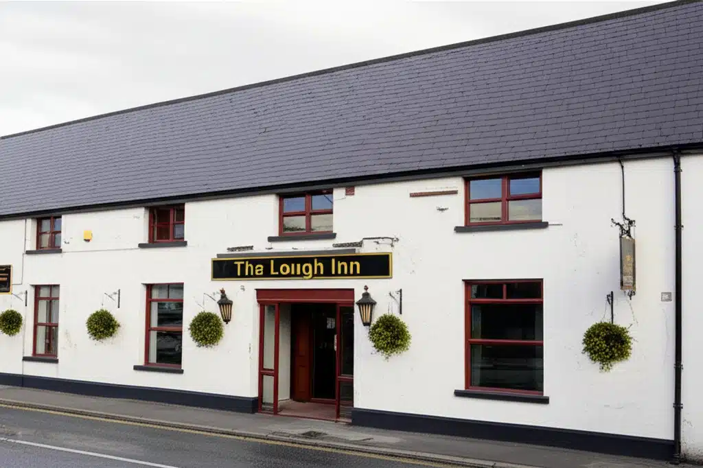An Lough Inn: Tionól Poiblí agus Bia Ionamhach i gCrois an Bhaile