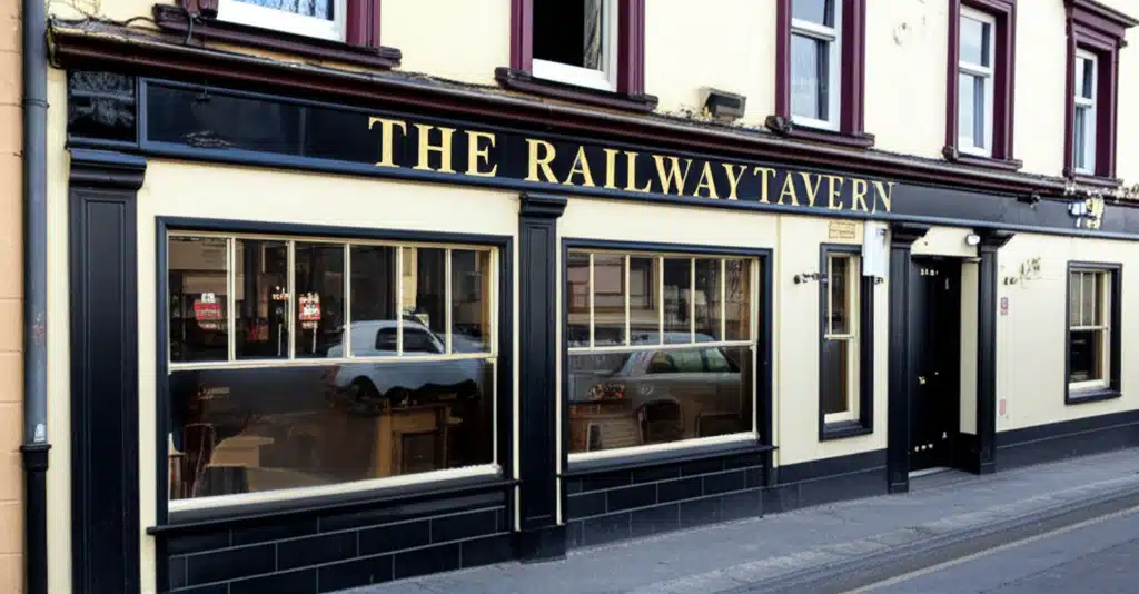 The Railway Tavern 1 An Tabhairne Iarnróid: Taise na hIarnróid i gCéin