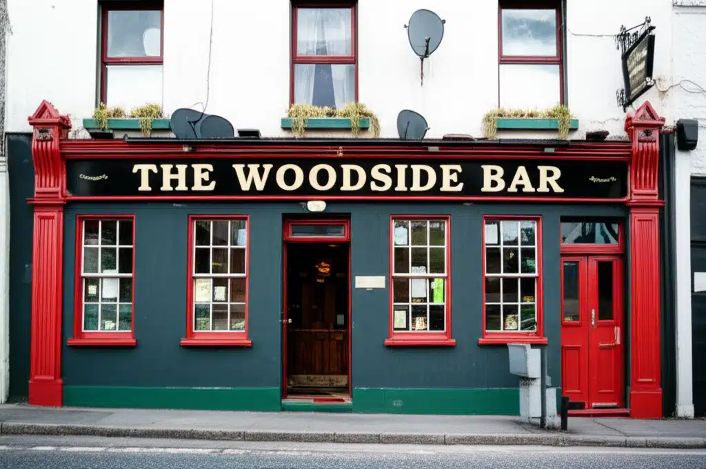Baile an Ghoirt: Grianghraf de The Woodside Bar, Ionad Sóisialta