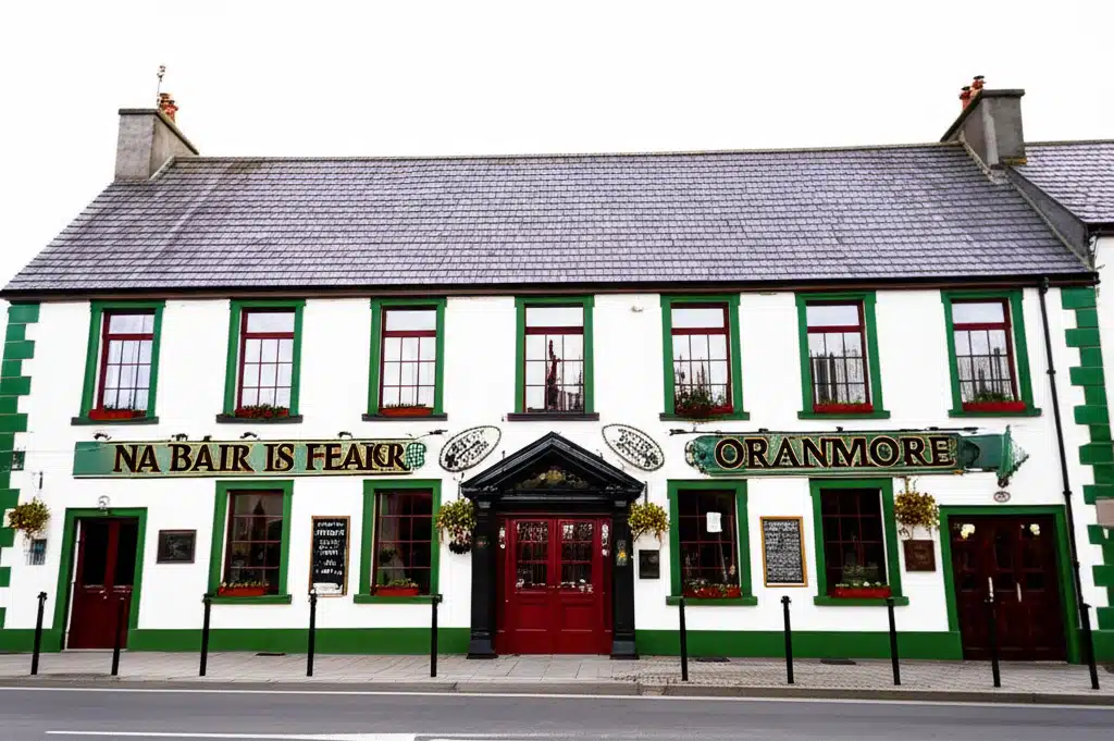 Na báir is fearr in Oranmore 1 Báir Oranmore: Na hIonad is Fearr le hAmháin