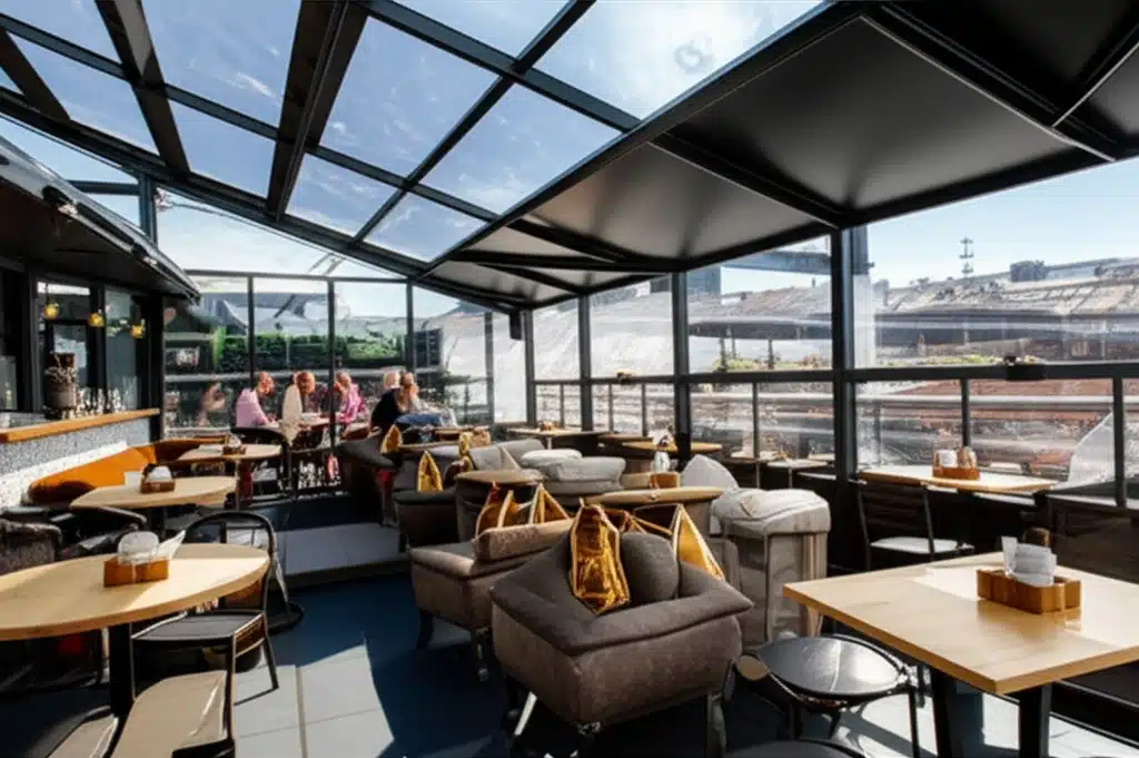 Fika Rooftop 1 Fika Ar Dhroim na bhFuinneog: Radharcí Órga Ar Ard-Aibítir