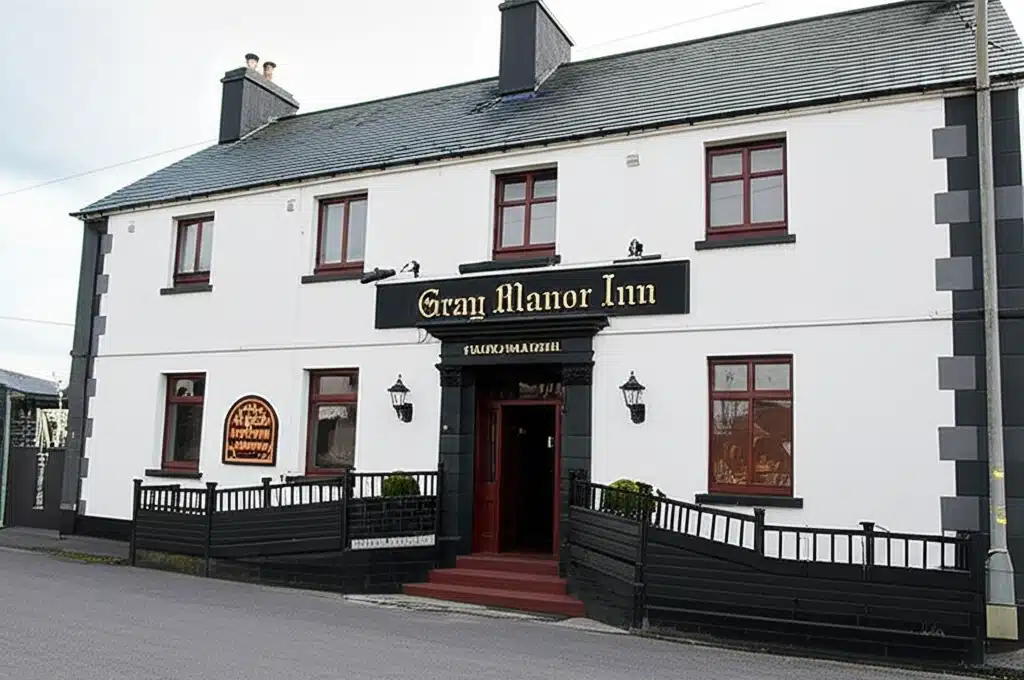 Gray Manor Inn 1 Gray Manor Inn: Teach Óspáil Tradiúnta i dTírdhreach Ghlas