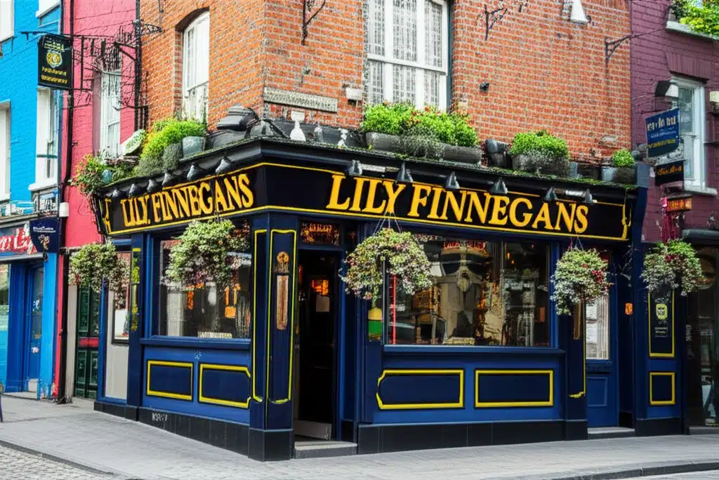 Lily Finnegans 1 Lile Lily Finnegans - Grianghraf Deiligh agus Tairbheach
