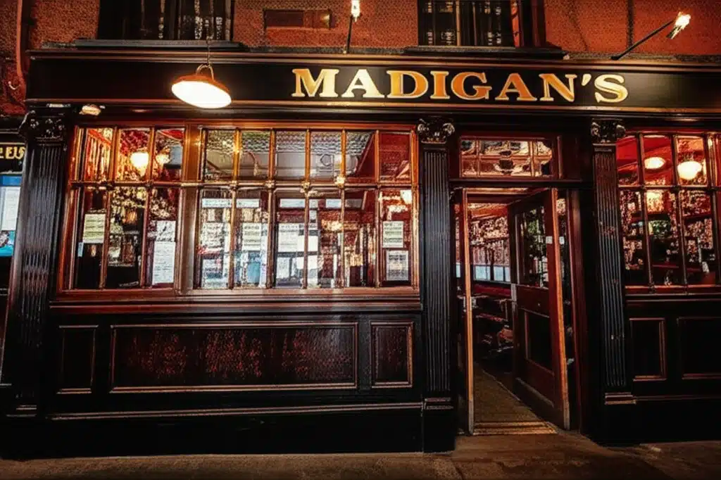 MADIGANS 1 Madigans: Grianghraf de chuid Teagmháil, Cultúr agus Stair