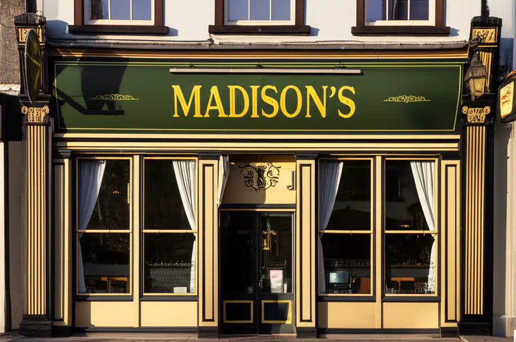 Madison - Grianghrafanna agus Eolas i nGaeilge