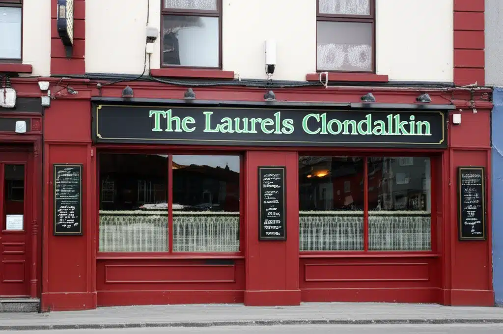 The Laurels Clondalkin 1 Na Laoirí, Cluain Dolcáin: Radharc Breá ar an mBóthar