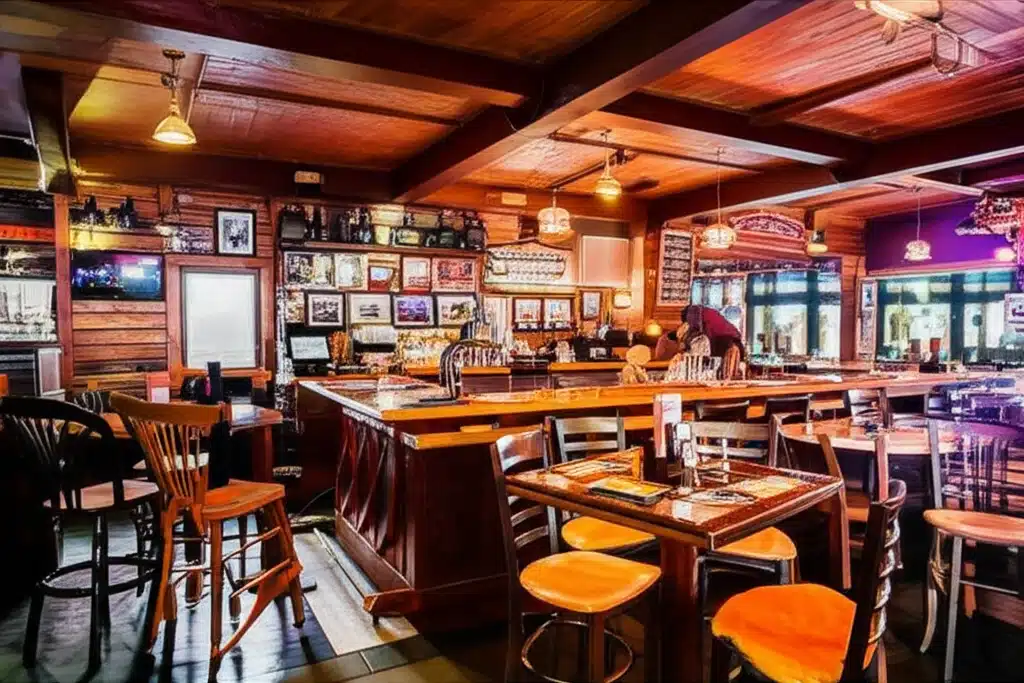 Penny's Palapa Restaurant 1 Pennys Palapa: Restairant Tráthúil agus Súcailte i gCúl Raithinní