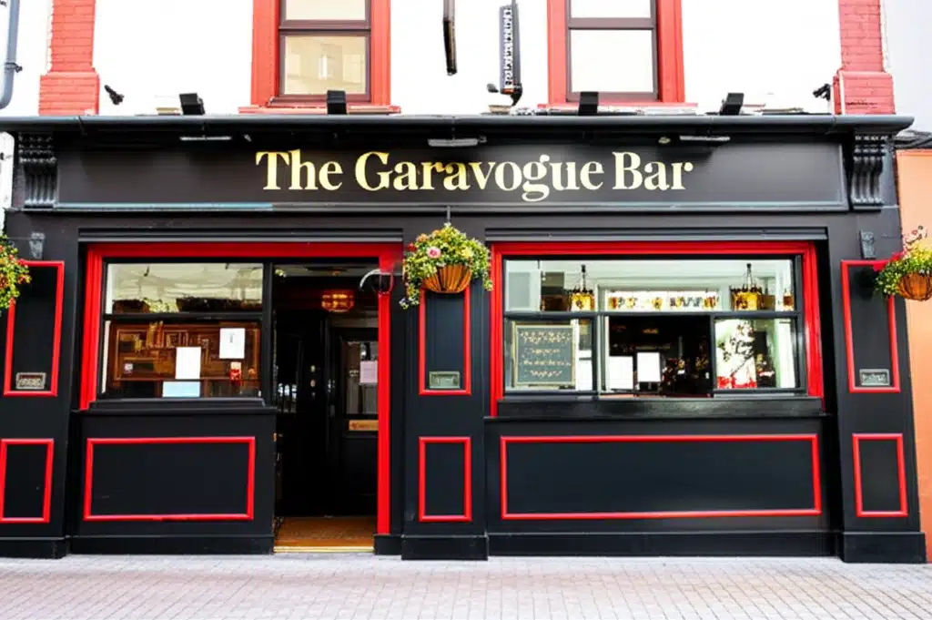 The Garavogue Bar 1 Tá an Garavogue Bar á thabhairt fáilte romhat