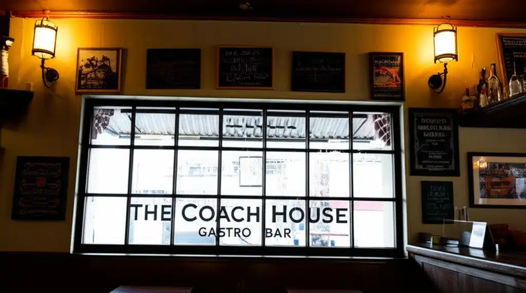 The Coach House Gastro Bar 1 Teach an Cóiste: Bia & Deoch Íochtar den Chaol